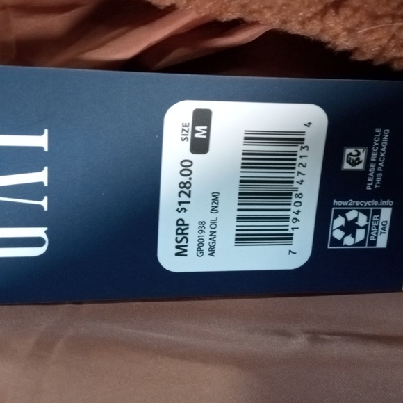 GAP Brown Teddy Jacket Plush Comfort, Casual,  Cozy Style, Fall - Picture 3 of 6